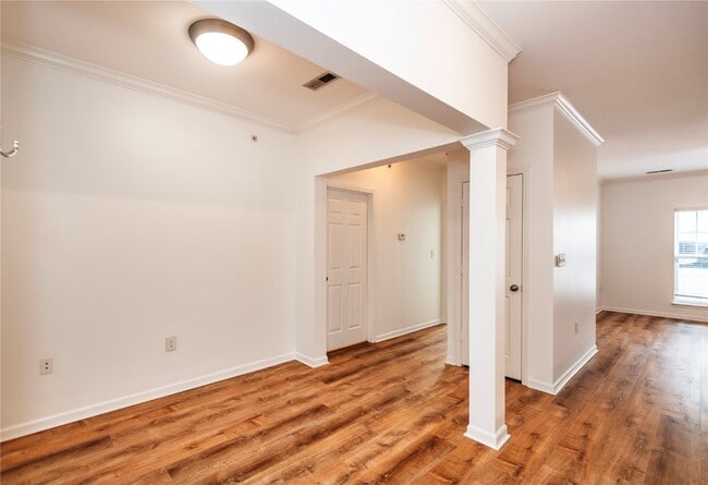 Building Photo - 1270 Strassner Dr