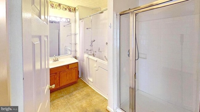 Building Photo - 11920 Calico Woods Dr