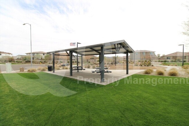 Building Photo - 5866 N 86th Ln