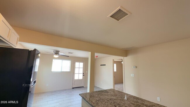 Building Photo - 6714 N 54th Ave