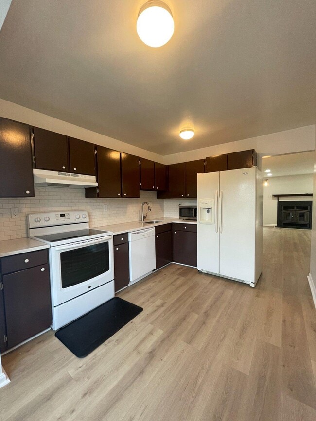 Building Photo - 4141 Pleasant Meadow Ct