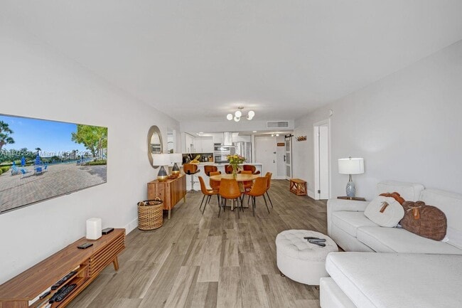 Building Photo - 600 Three Islands Boulevard