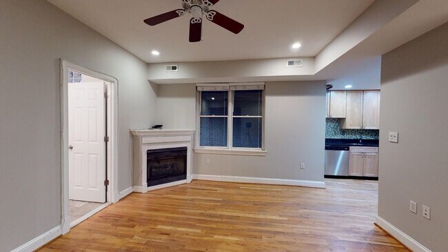 Primary Photo - 1417 Chapin St NW