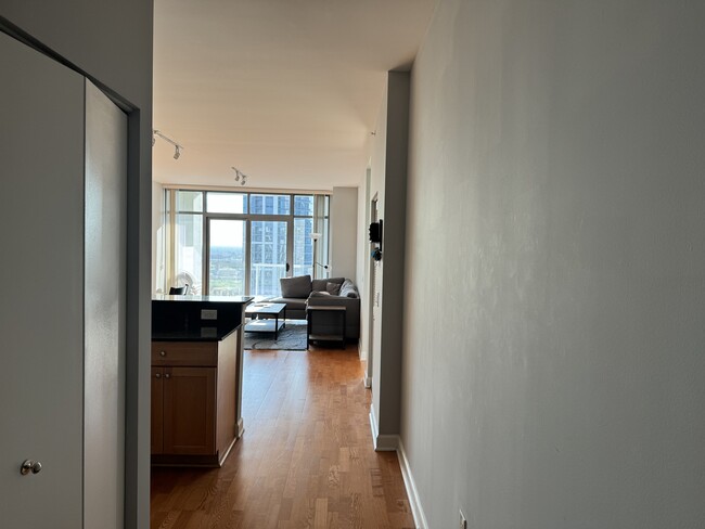 Building Photo - 1235 S PRAIRIE Ave