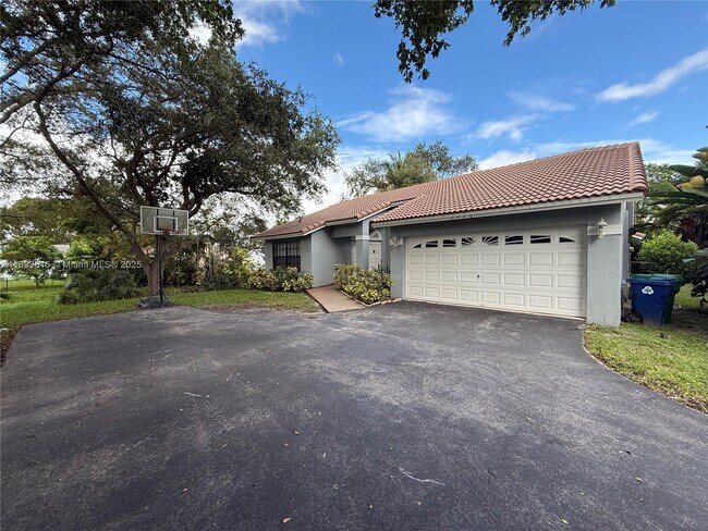 Primary Photo - 2456 NW 97th Ln