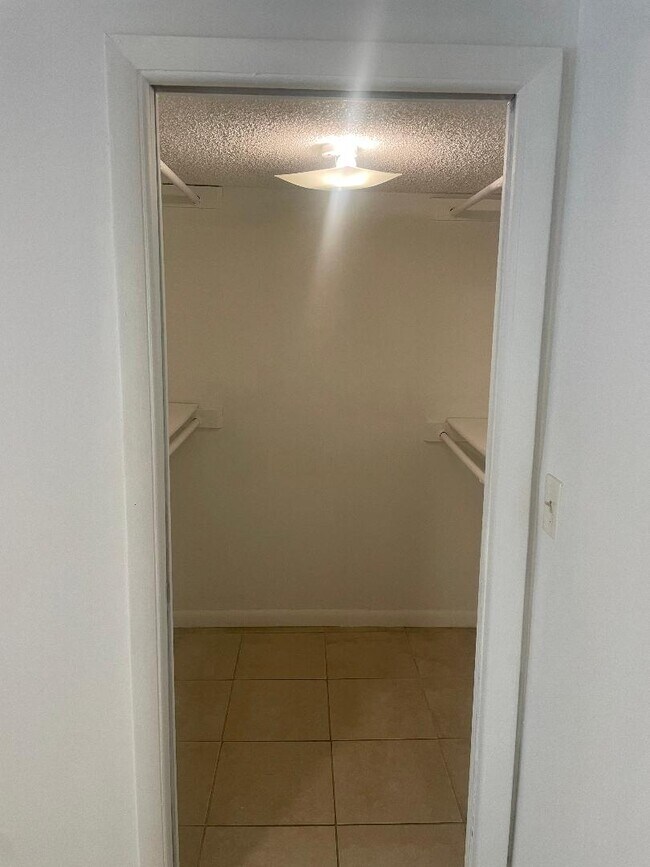 Building Photo - 8500 SW 133rd Avenue Rd