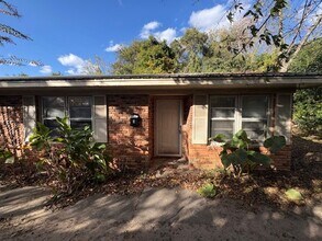 Building Photo - 145 Pierce Ave