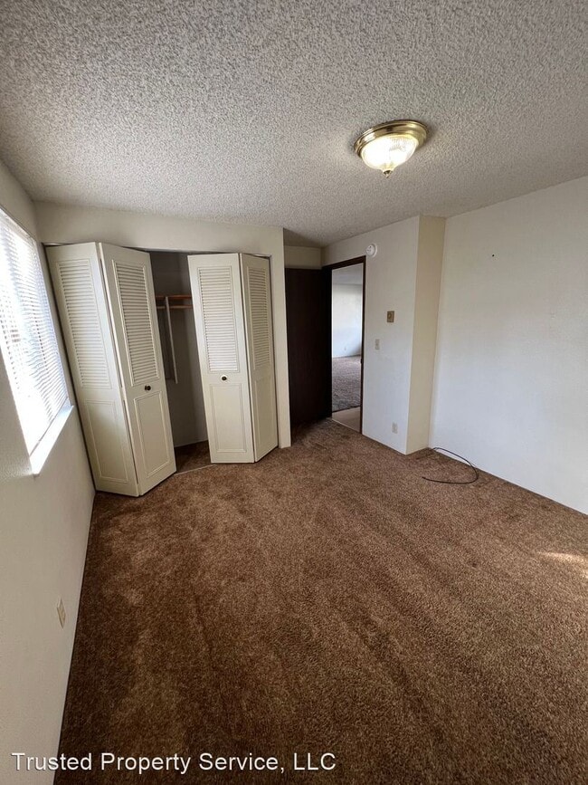 Building Photo - 2 br, 1 bath House - 4803 Elderberry Loop