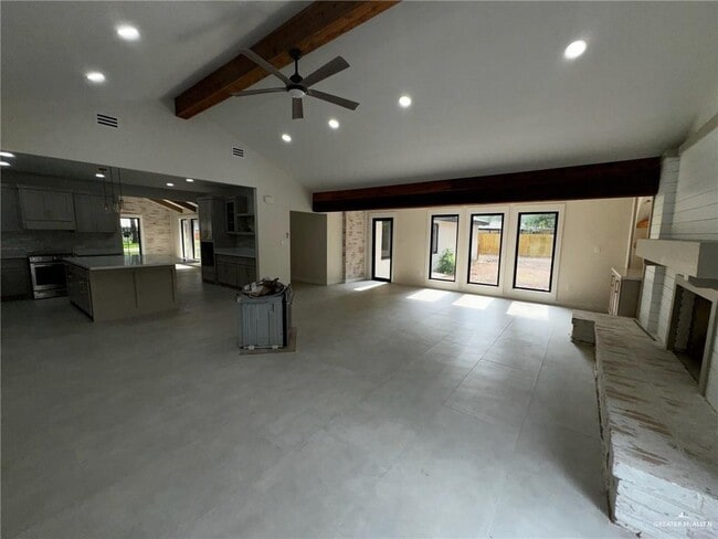 Building Photo - 24 Susan Dr