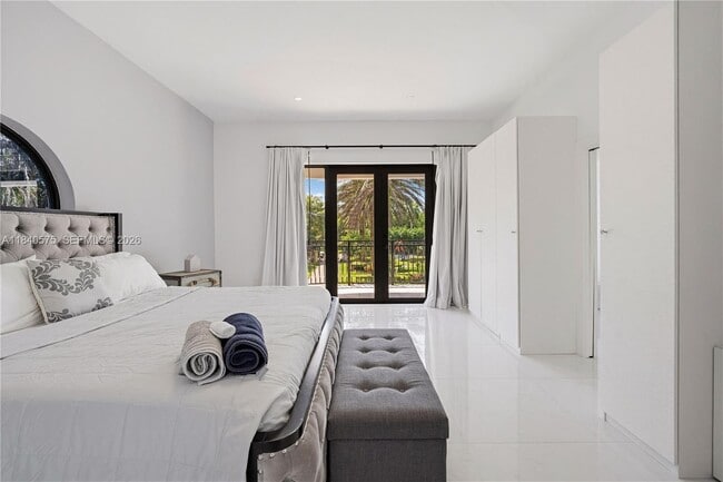 Building Photo - 14401 SW 63rd St