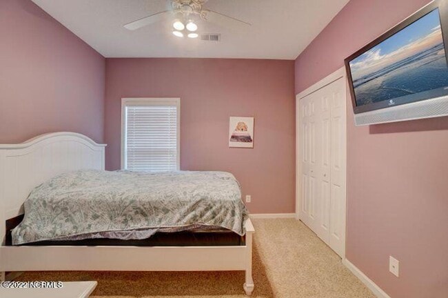 Building Photo - BEAUTIFUL BRICK HOME IN BRUNSWICK PLANTATION