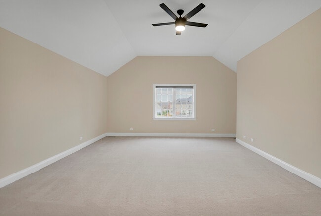 Building Photo - 3N812 John Greenleaf Whittier Pl