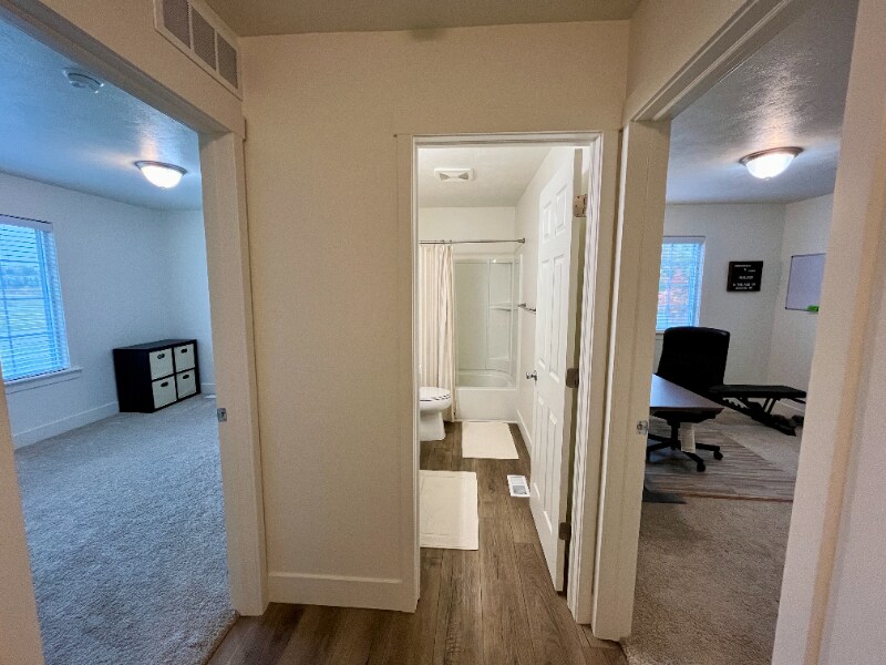 Building Photo - 7410 Bramling Dr