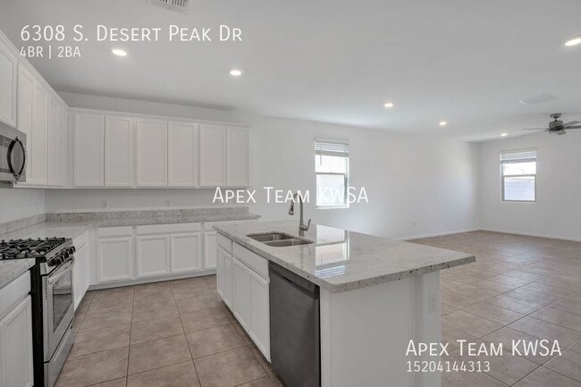 Building Photo - 6308 S Desert Peak Dr