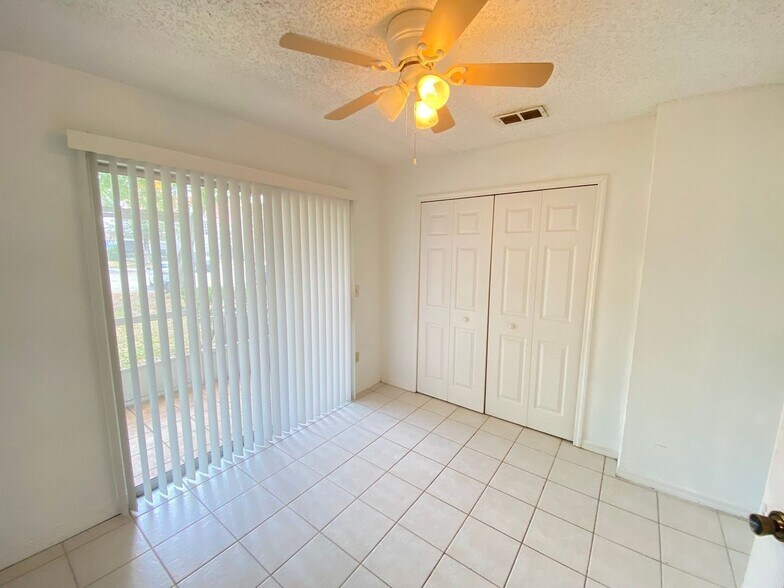 Building Photo - 1141 Exceller Ct