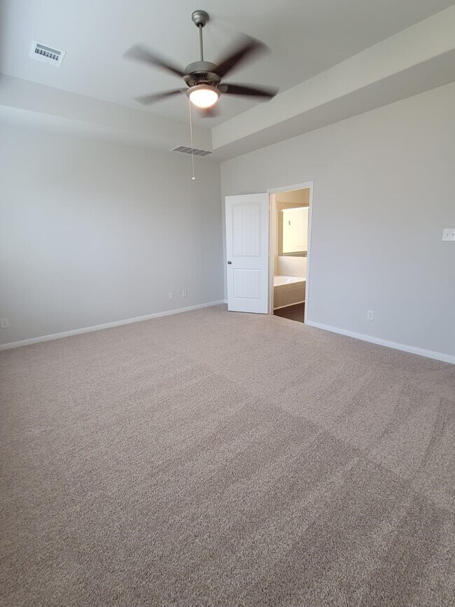Building Photo - 4325 McGregor Blf Ln