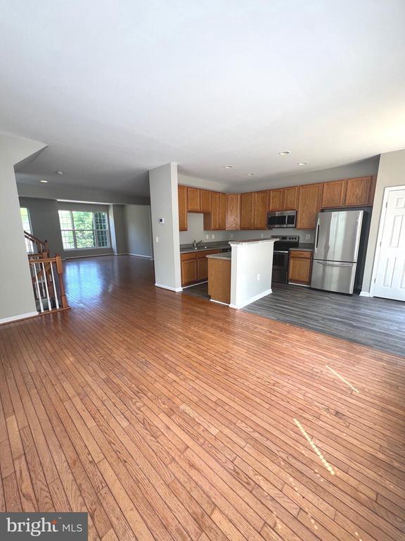 Building Photo - 15697 Palermo Terrace