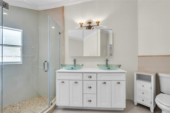 Building Photo - 4470 SW 153rd Ave