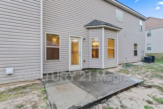 Building Photo - 2203 Grandwood Ln
