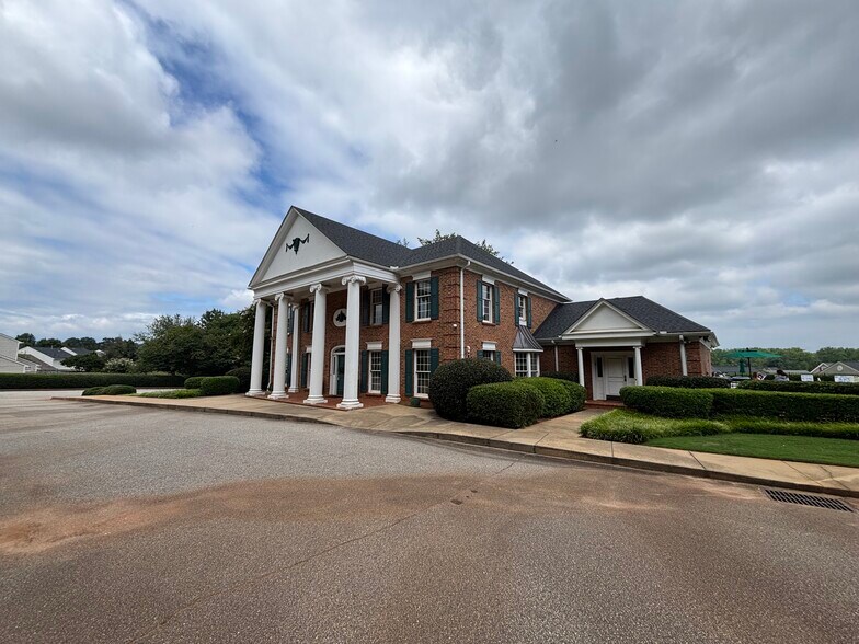 Building Photo - 115 Bascom Ct