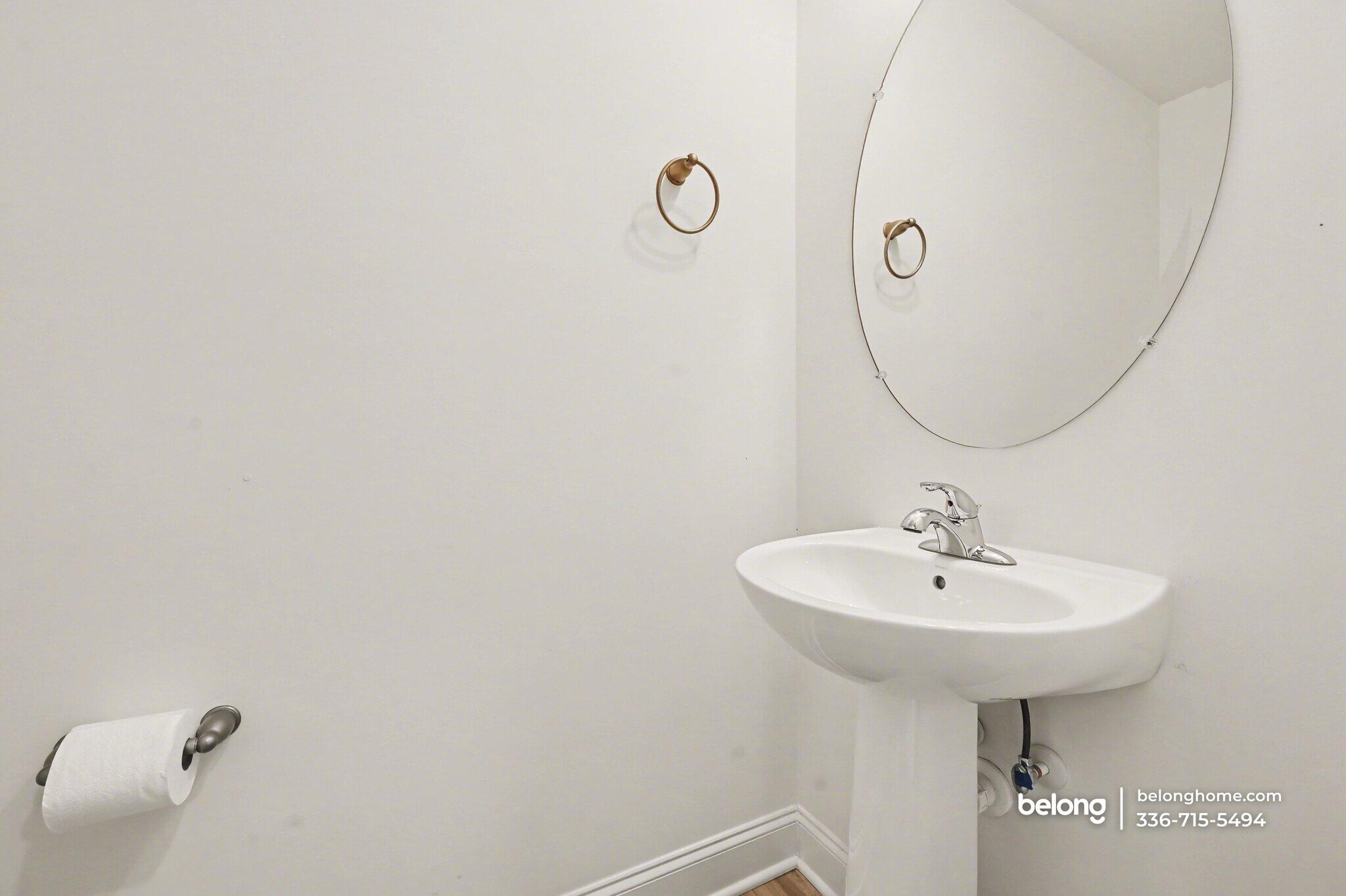 Building Photo - 2100 Solana Wds Dr