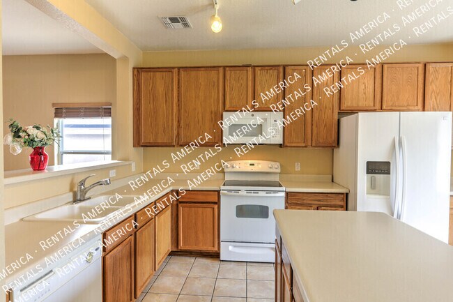 Building Photo - 3647 E Mecate Rd