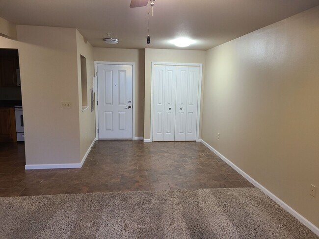 Interior Photo - The Residences at 843 Oak