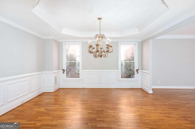 Building Photo - 3206 Windsor Lake Dr NE