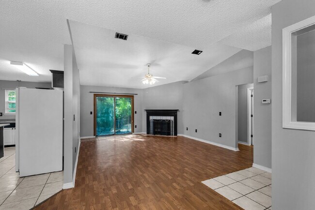 Building Photo - $300.00 Off First Months Rent!
