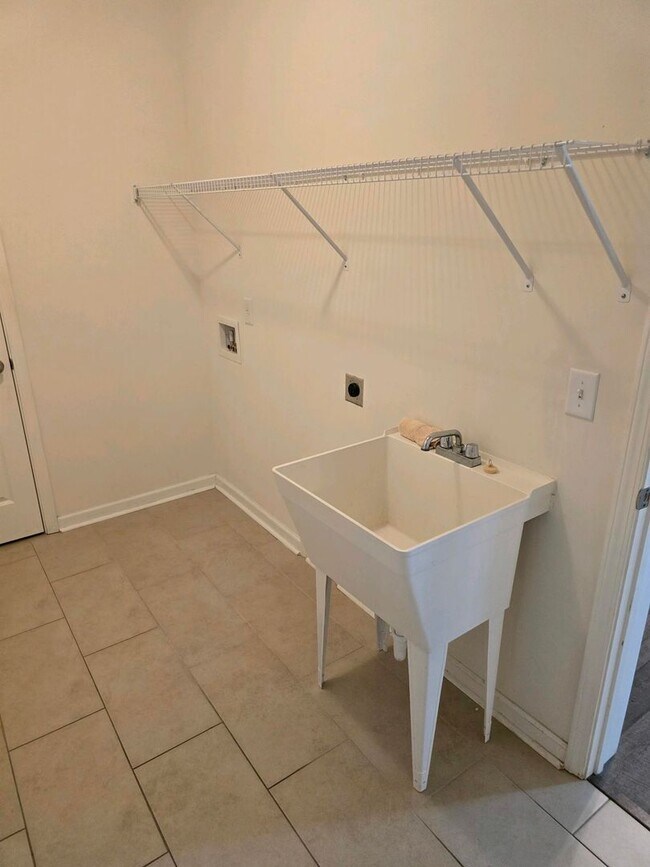 Building Photo - Spacious Elegance Meets Smart Living — 3,1...
