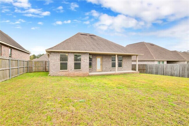 Building Photo - 32309 Calder Ct