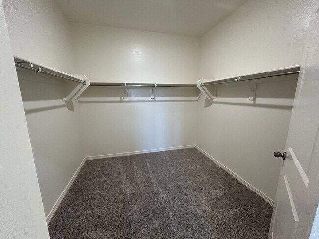 Building Photo - 4 BR, 3 bath, Beautiful Maricopa home in p...