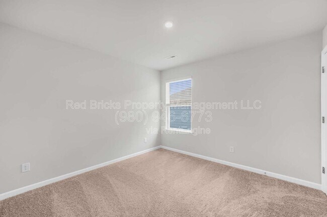 Building Photo - 2201 Lavender Mdws Ct