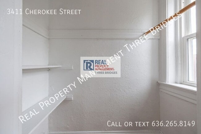 Building Photo - 3411 Cherokee St