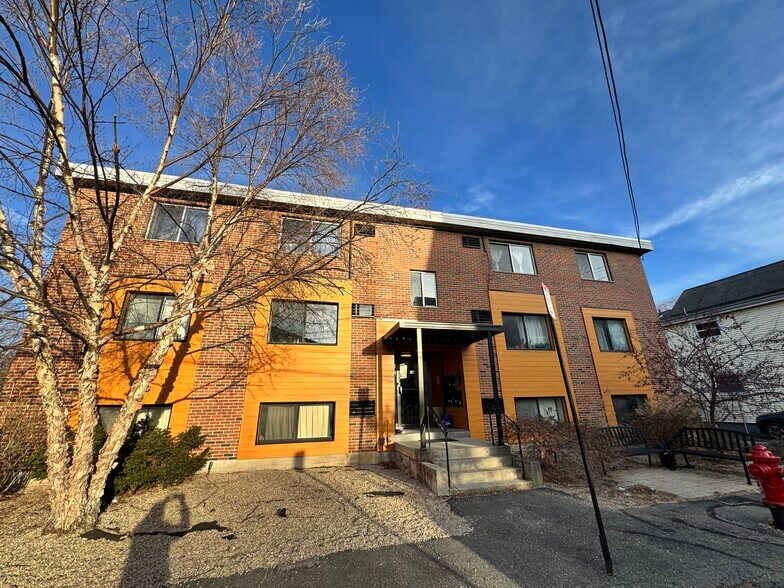 Building Photo - 14 Murdock St