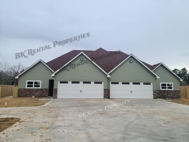 Primary Photo - 7972 Keith Rd