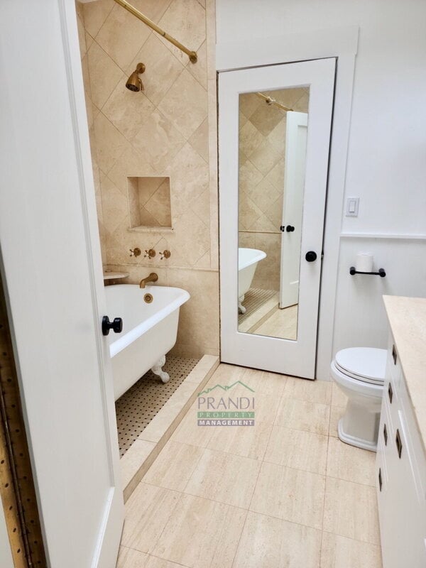 Building Photo - 263 Glen Dr