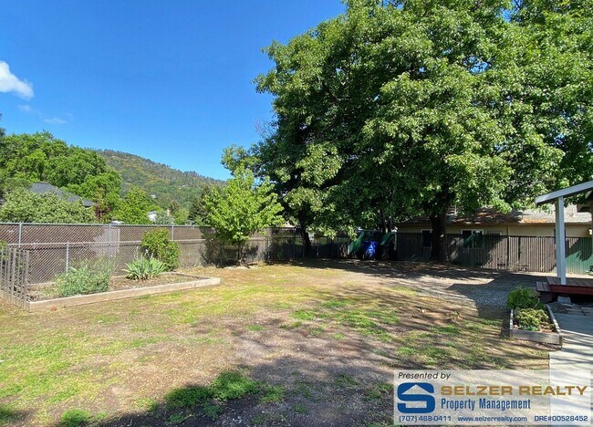Building Photo - 1068 Alice Ave