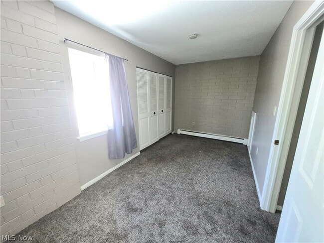 Building Photo - 38430 North Ln
