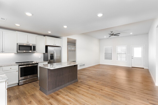 Building Photo - 1805 Talco Dr