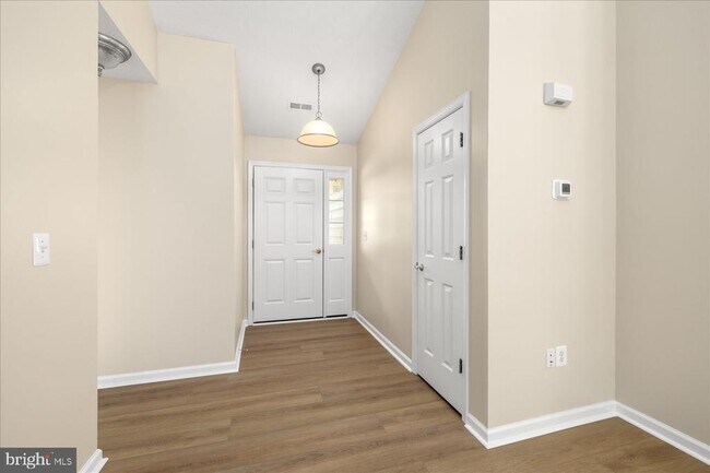 Building Photo - 5703 Halifax Ct