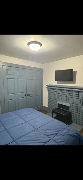 Building Photo - 1152 44th St N