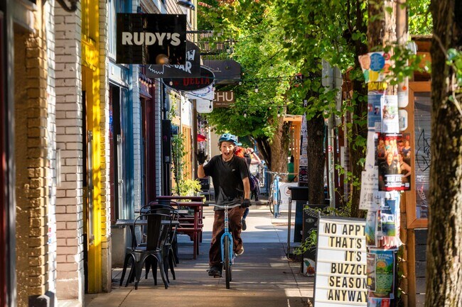 Building Photo - 4065 N Mississippi Ave