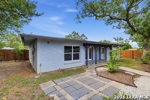 Building Photo - 2555 W Kings Hwy