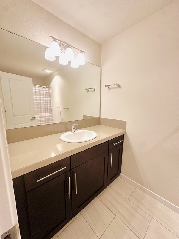 Building Photo - 12915 20th Dr W