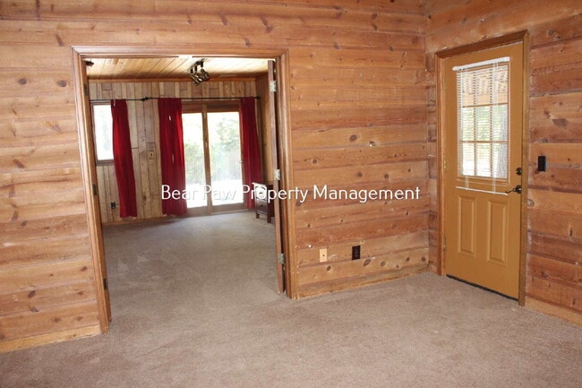 Building Photo - Unique Home Between Morrison and Conifer!!