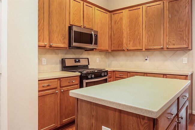 Building Photo - 111 N Rambling Ridge Pl