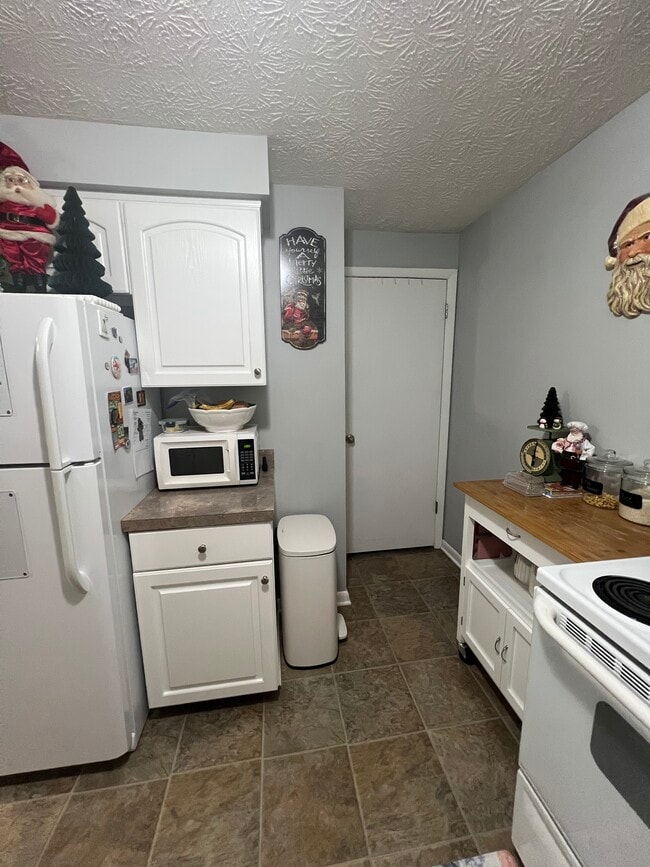 Building Photo - 1825 Koran Ave NW