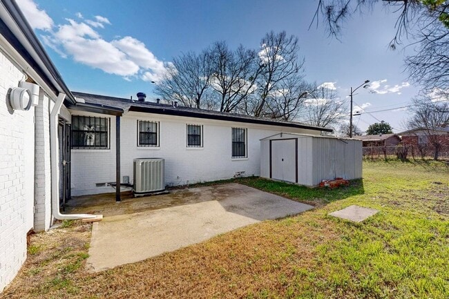 Building Photo - 4109 Fortune Ln