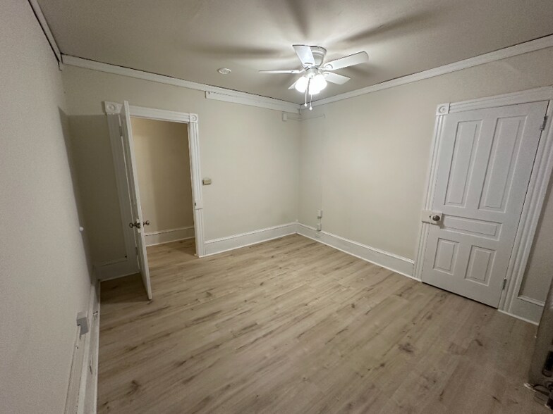 Building Photo - 381-383-383 S 3rd St